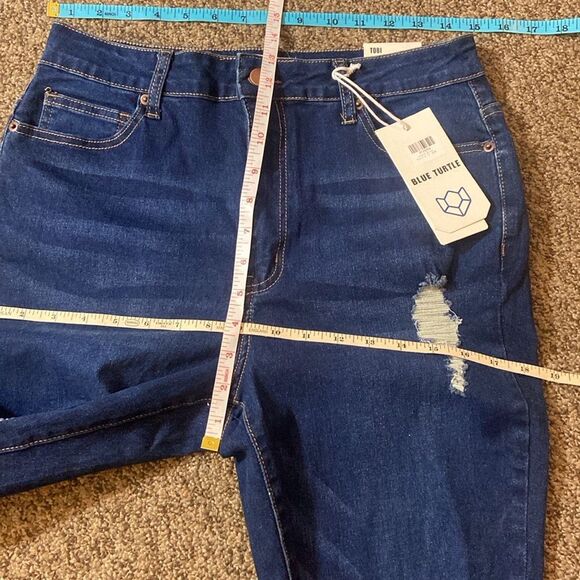 Blue Turtle Women's Blue Distressed Jeans Size 11 - Picture 8 of 14